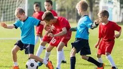 长沙IFS绒光星夜，共赏毛绒与星辰交织的城市温馨空间